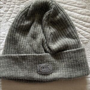 GAP Gray Ribbed Beanie